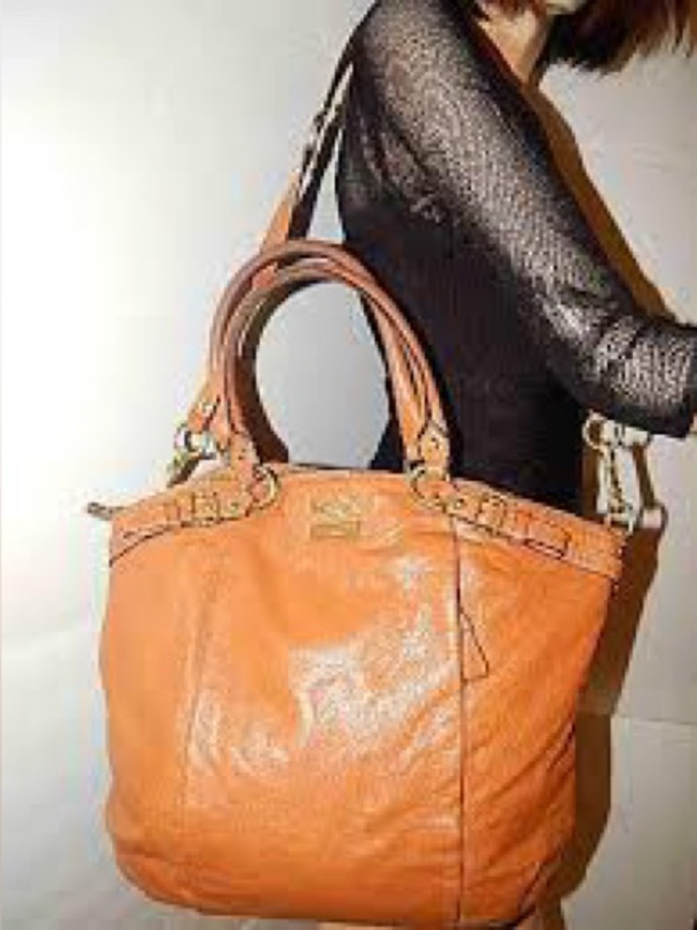 COACH, the Madison Lindsey leather bag!